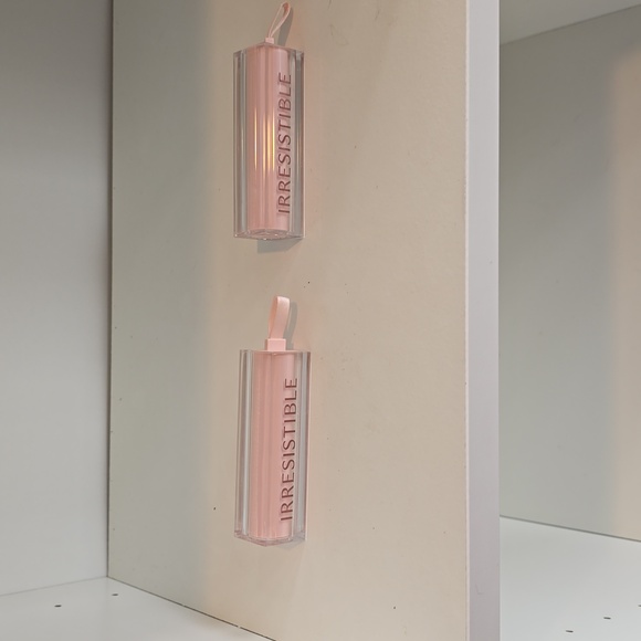 (2) Givenchy Irresistible Perfume Stick 3.3g - Picture 6 of 6